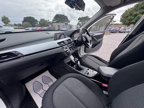 BMW X1 18d SE - U1814