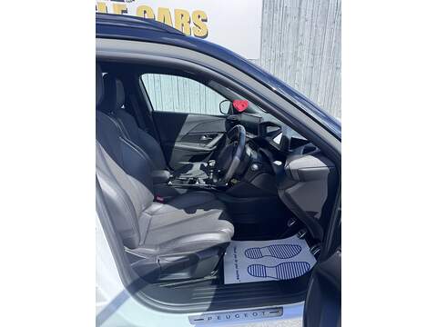 Peugeot 2008 PureTech GT - U1817