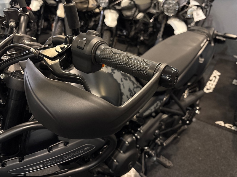 ROYAL ENFIELD ALL .452 ADVENTURE MANUAL PETROL