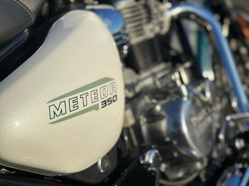 ROYAL ENFIELD New Royal Enfield Meteor 350 Aurora