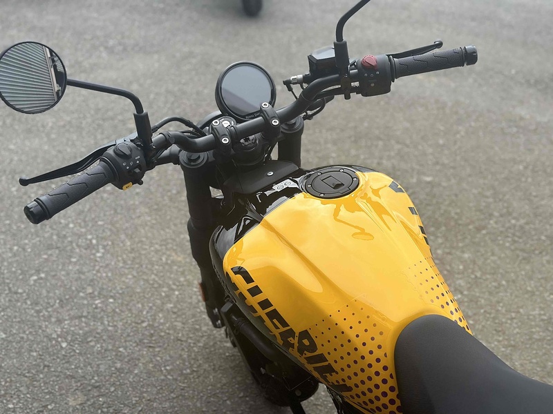 ROYAL ENFIELD NEW GUERRILLA 450 SHERPA - ALL IN STOCK!