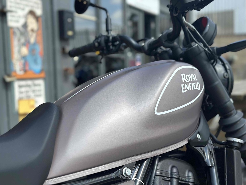 ROYAL ENFIELD NEW GUERRILLA 450 SHERPA - ALL IN STOCK!