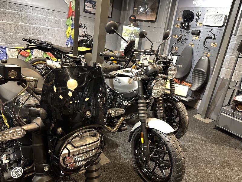 ROYAL ENFIELD NEW GUERRILLA 450 SHERPA - ALL IN STOCK!