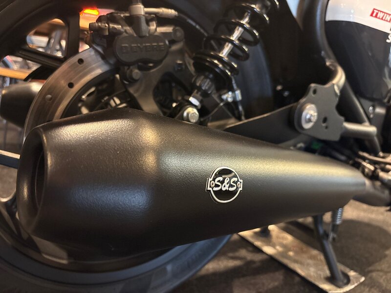 Royal Enfield WAYWARD EDITION