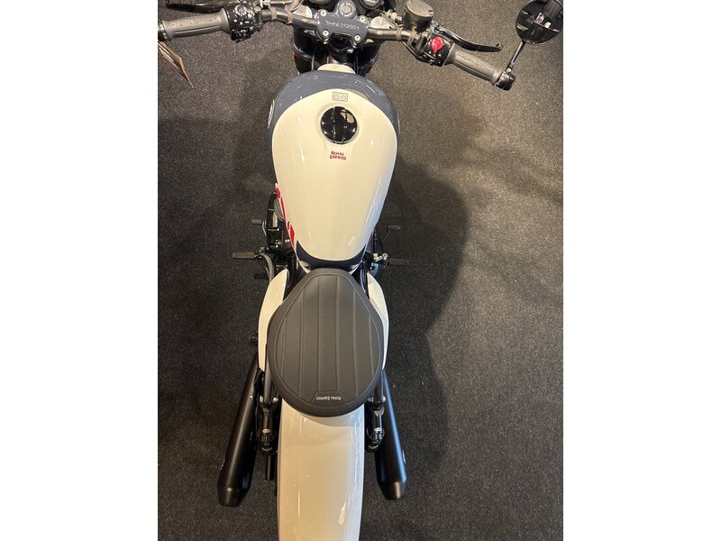 Royal Enfield WAYWARD EDITION