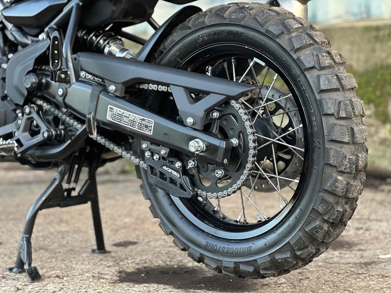 Royal Enfield Phantom Tubeless 0.45 Adventure Manual Petrol