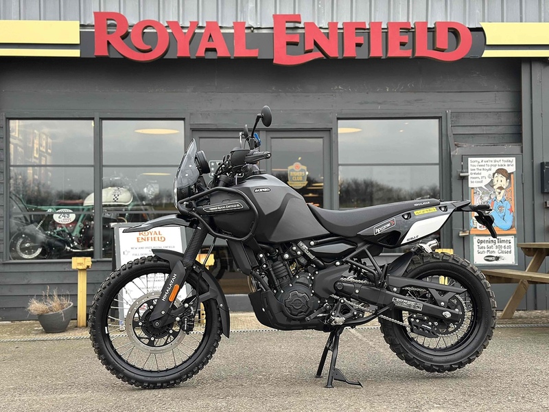 Royal Enfield Phantom Tubeless 0.45 Adventure Manual Petrol