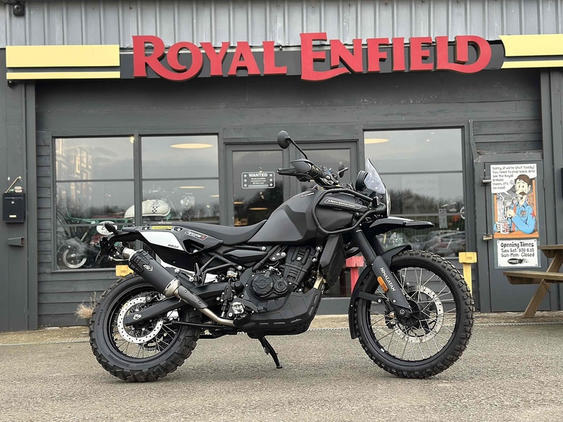 Royal Enfield Phantom Tubeless 0.45 Adventure Manual Petrol