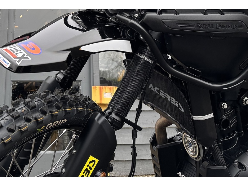 Royal Enfield Phantom Tubeless 0.45 Adventure Manual Petrol