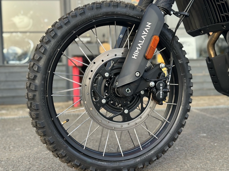 Royal Enfield Phantom Tubeless 0.45 Adventure Manual Petrol