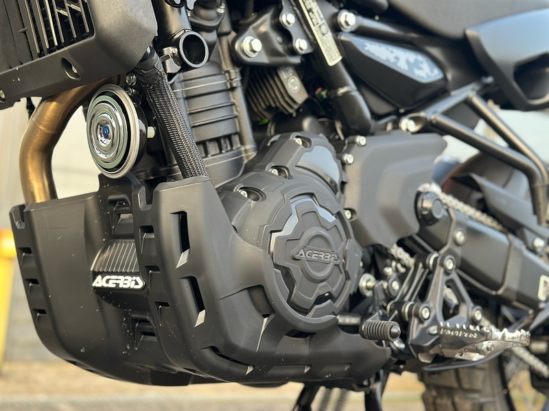 Royal Enfield Phantom Tubeless 0.45 Adventure Manual Petrol