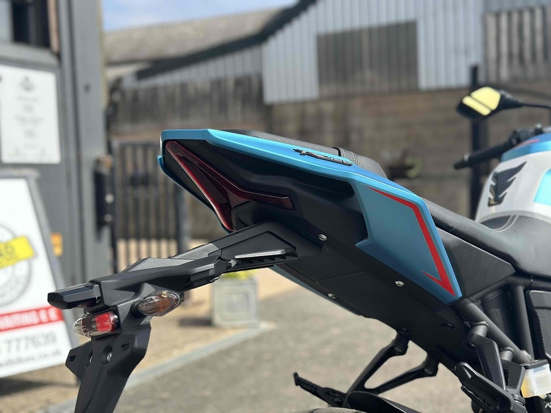 Voge E5+ Naked .125 Manual Petrol