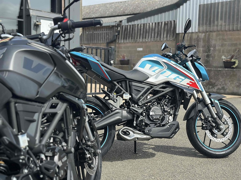 Voge E5+ Naked .125 Manual Petrol