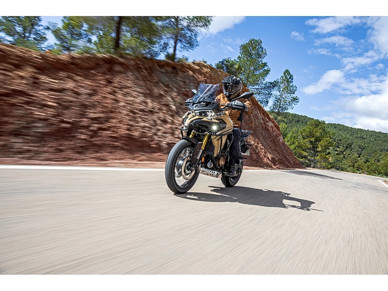 Voge UK DELIVERY PX WELCOME MOTONOVO FINANCE