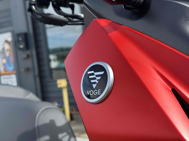 Voge E5+ SCOOTER .125 MANUAL PETROL