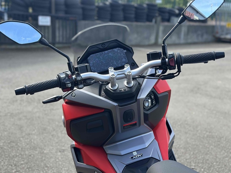 Voge E5+ SCOOTER .125 MANUAL PETROL