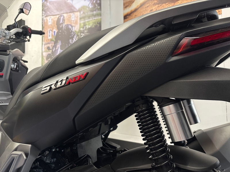 Voge E5+ SCOOTER .125 MANUAL PETROL