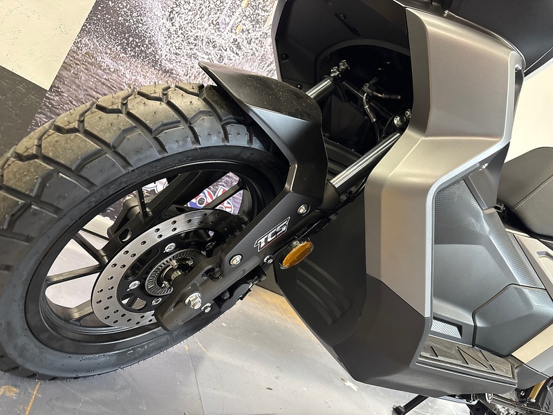 Voge E5+ SCOOTER .125 MANUAL PETROL