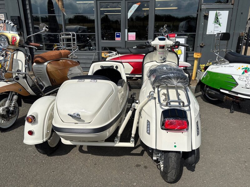 ROYAL ALLOY GP 350 SE  SIDECAR .33 AUTOMATIC PETROL