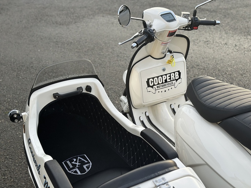 ROYAL ALLOY 2025 / 75 Royal Alloy GP 350 Sidecar Less Than 100 Miles