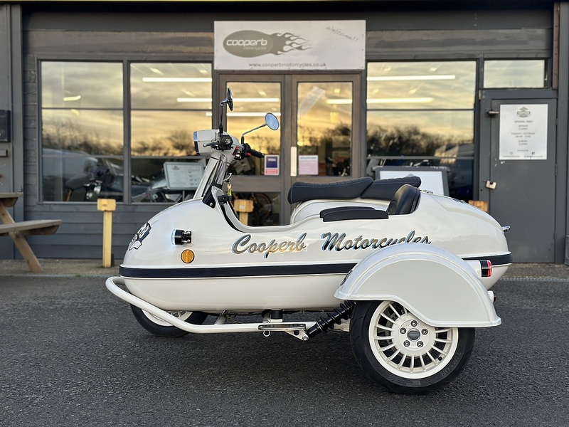 ROYAL ALLOY 2025 / 75 Royal Alloy GP 350 Sidecar Less Than 100 Miles