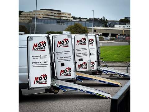 E5+ .625 NAKED MANUAL PETROL