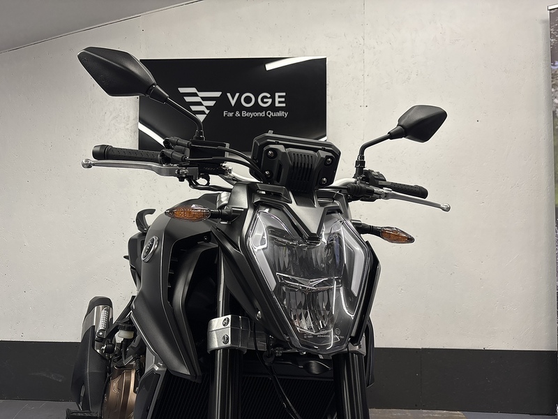 VOGE E5+ NAKED .625 MANUAL PETROL