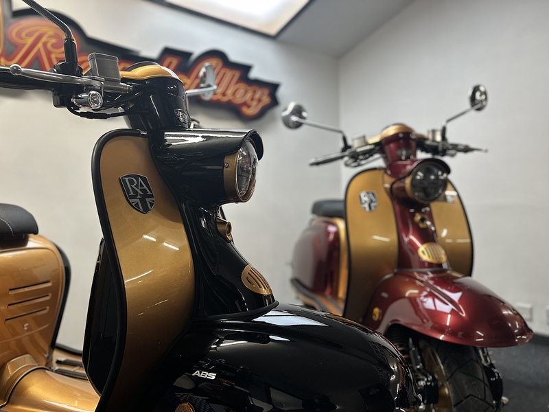 ROYAL ALLOY E5+ SCOOTER .35 AUTOMATIC PETROL