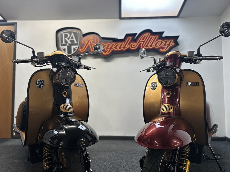 ROYAL ALLOY E5+ SCOOTER .35 AUTOMATIC PETROL