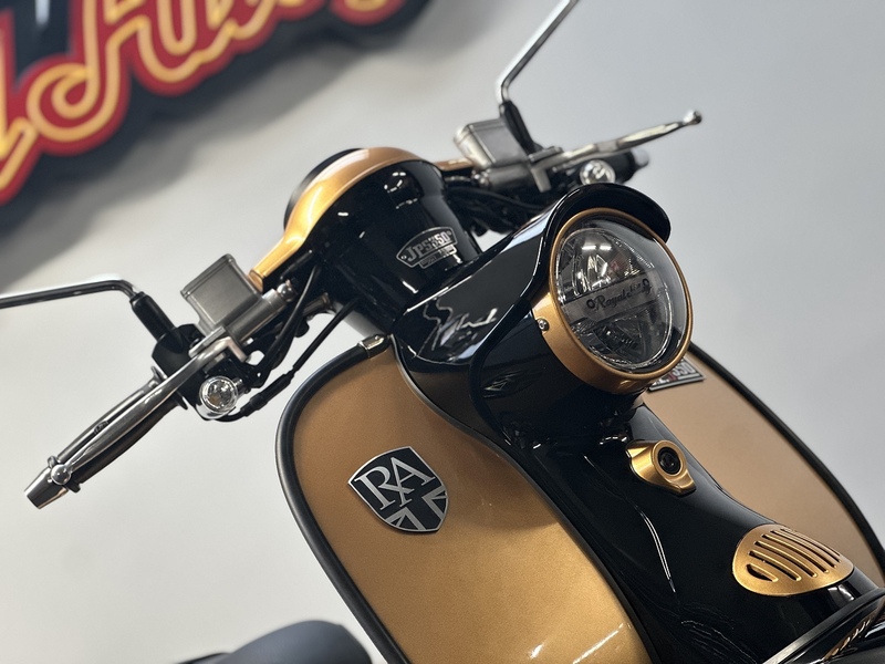 ROYAL ALLOY E5+ SCOOTER .35 AUTOMATIC PETROL