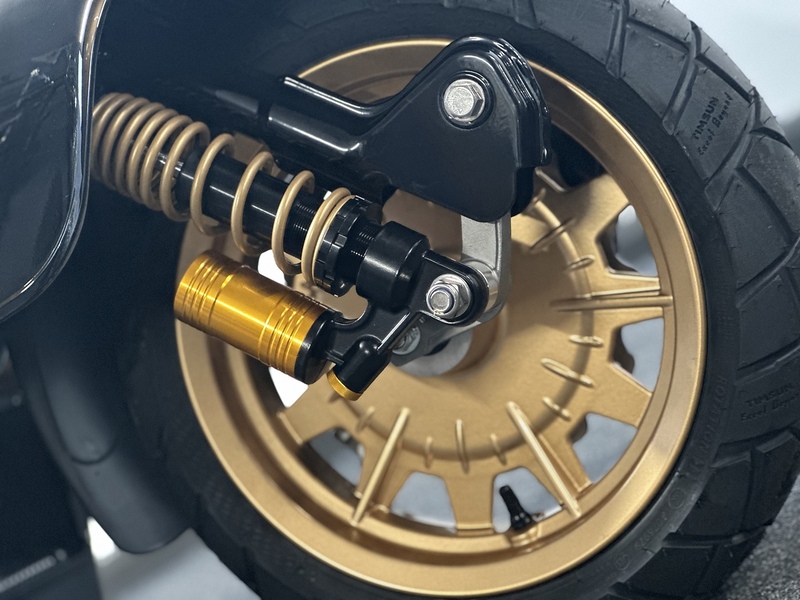 ROYAL ALLOY E5+ SCOOTER .35 AUTOMATIC PETROL