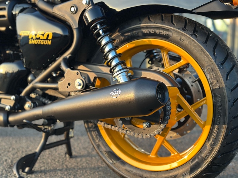 Royal Enfield CUSTOM .65 RETRO MANUAL PETROL