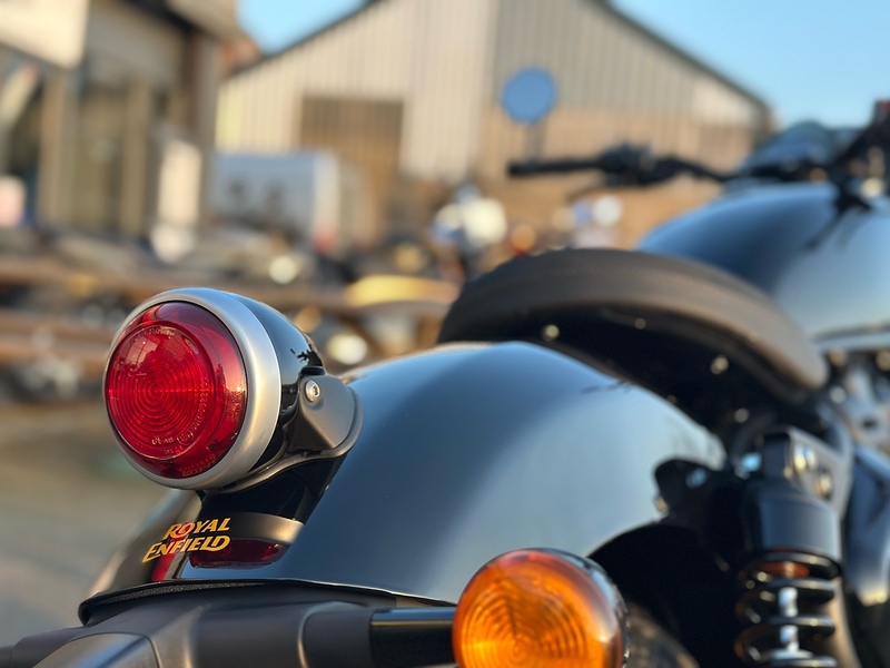 Royal Enfield CUSTOM .65 RETRO MANUAL PETROL