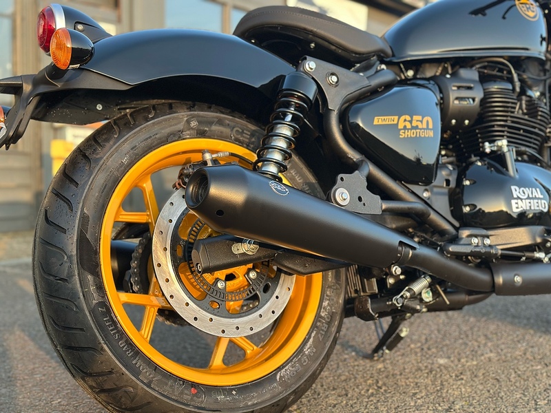 Royal Enfield CUSTOM .65 RETRO MANUAL PETROL