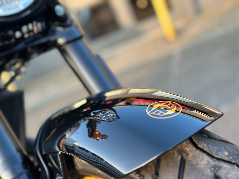 Royal Enfield CUSTOM .65 RETRO MANUAL PETROL