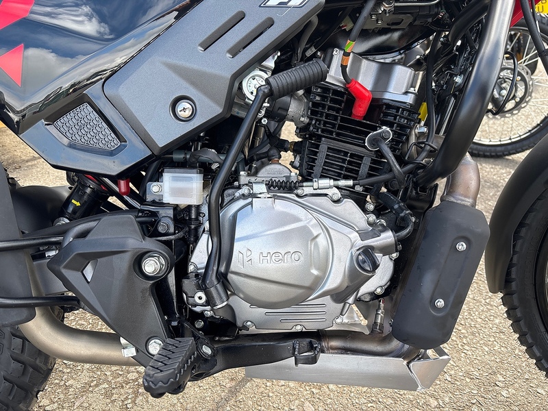 HERO E5+ .2 ADVENTURE MANUAL PETROL