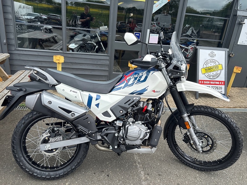 HERO E5+ .2 ADVENTURE MANUAL PETROL