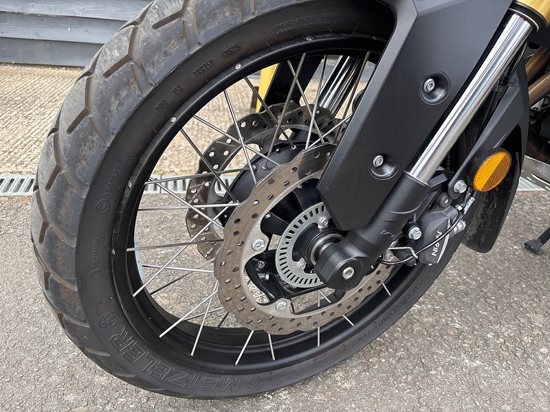 VOGE DEMO .625 ADVENTURE MANUAL PETROL
