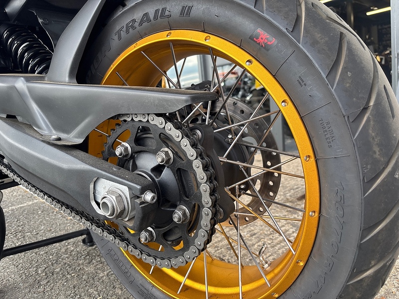 VOGE DEMO .9 ADVENTURE MANUAL PETROL