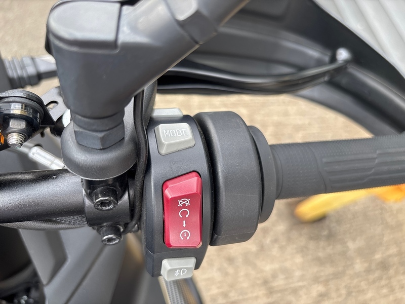 VOGE DEMO .9 ADVENTURE MANUAL PETROL