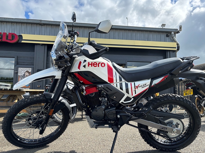 HERO E5+ .2 ADVENTURE MANUAL PETROL