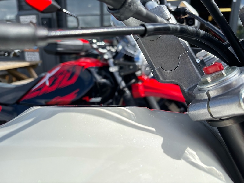HERO E5+ .2 ADVENTURE MANUAL PETROL