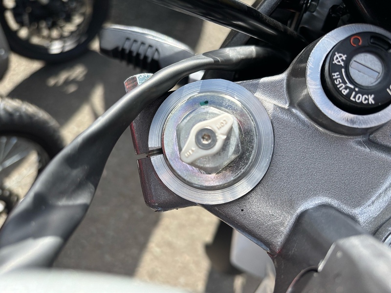 HERO E5+ .2 ADVENTURE MANUAL PETROL