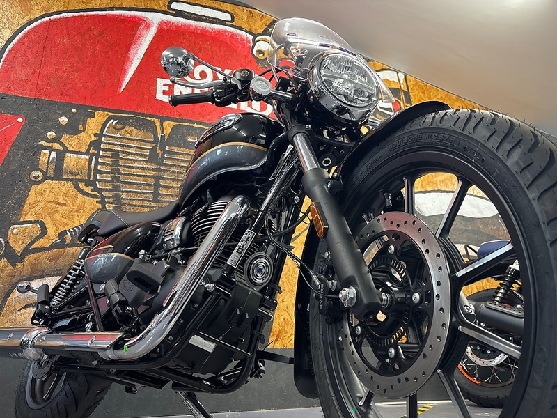 Royal Enfield SUPERNOVA CRUISER .35 MANUAL PETROL