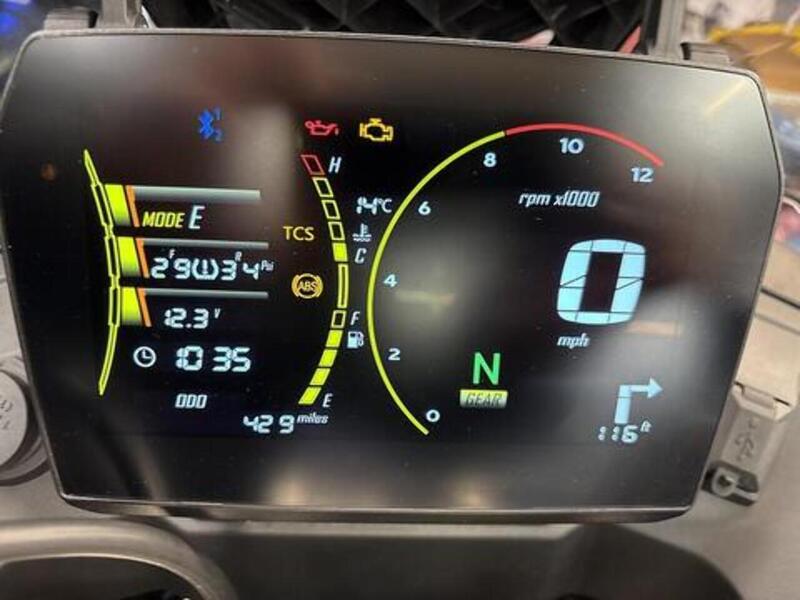 VOGE E5+ ADVENTURE .625 MANUAL PETROL