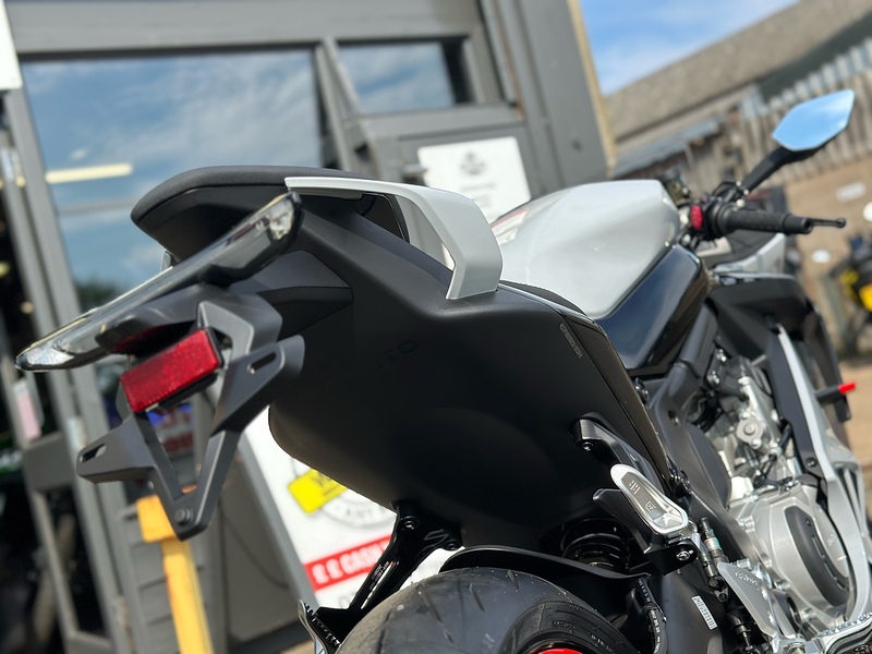 CFMOTO E5+ SPORTS .675 MANUAL PETROL