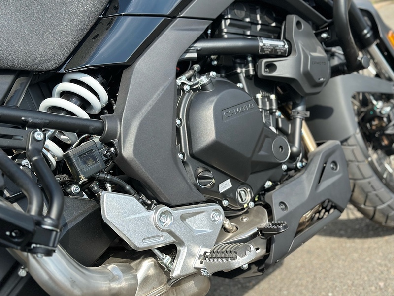 CFMOTO E5+ ADVENTURE .7 MANUAL PETROL