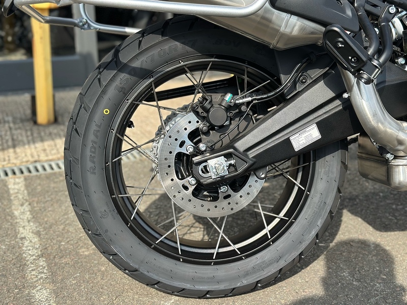CFMOTO E5+ ADVENTURE .7 MANUAL PETROL