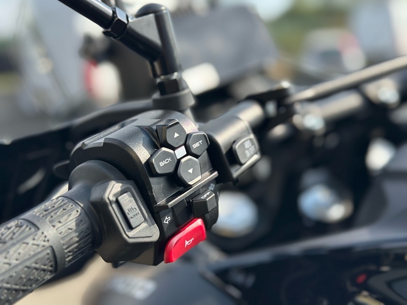 CFMOTO E5+ ADVENTURE .7 MANUAL PETROL
