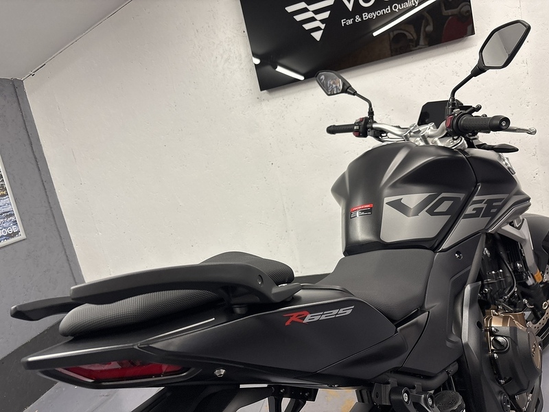 VOGE 2026 Voge R625 Black Just 11 Miles